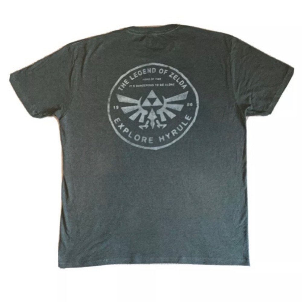 New Legend of Zelda Explore Hyrule men’s XL shirt